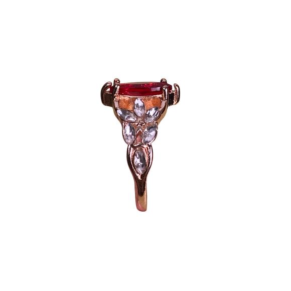 Marquise-Cut Red Glass Gemstone Open Filigree Vintage Floral Ring – Size 10 - Picture 5 of 8